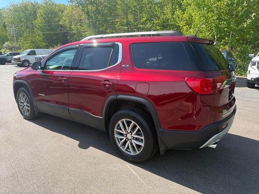 Crimson Red Tintcoat 2018 GMC Acadia SLE-2