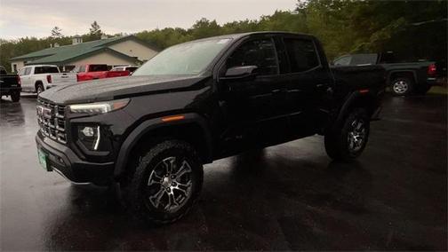 2024 GMC Canyon AT4