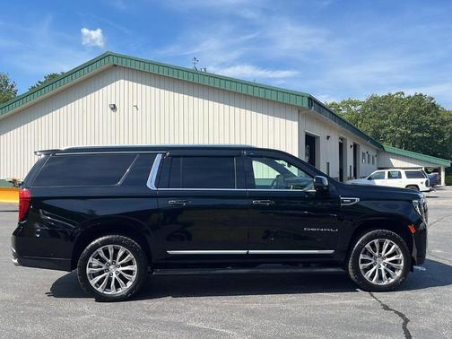 Onyx Black 2021 GMC Yukon XL Denali