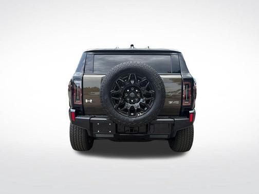 Deep 2026 GMC HUMMER EV SUV 2X