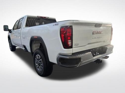 Summit White 2026 GMC Sierra 3500 SLE