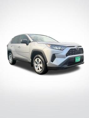 Silver Sky Metallic 2022 Toyota RAV4 LE
