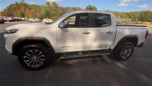 2024 GMC Canyon Denali