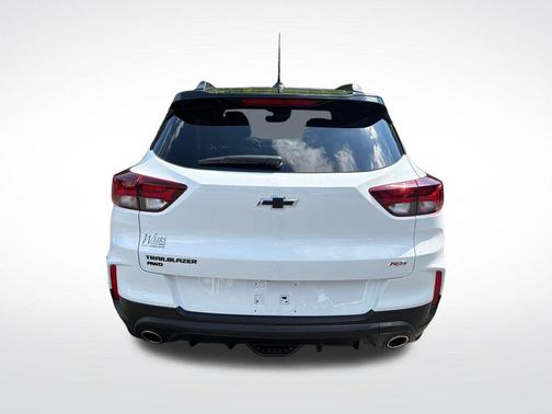 Summit White 2023 Chevrolet Trailblazer RS