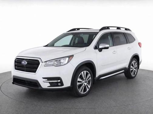 Crystal White Pearl 2022 Subaru Ascent Touring 7-Passenger