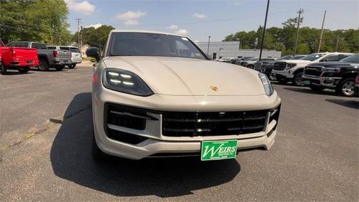 2024 Porsche Cayenne Base