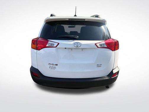 Super White 2014 Toyota RAV4 XLE