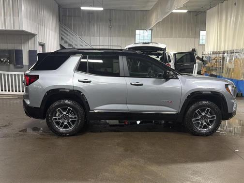 Sterling 2027 GMC Terrain AT4