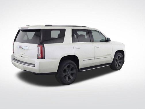 White Frost Tri-Coat 2019 GMC Yukon Denali