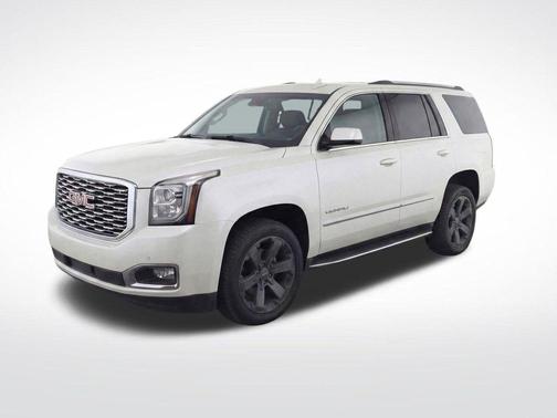 White Frost Tri-Coat 2019 GMC Yukon Denali