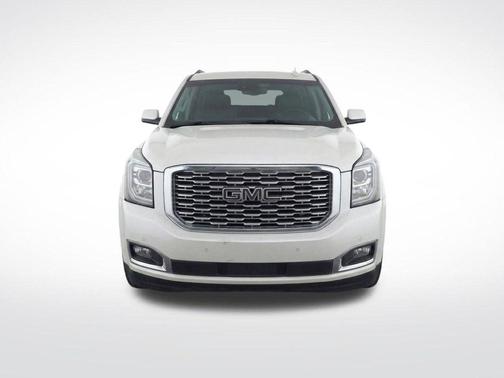 White Frost Tri-Coat 2019 GMC Yukon Denali