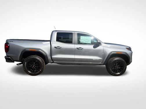 Sterling 2026 GMC Canyon Elevation
