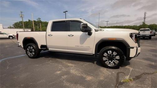 2025 GMC Sierra 2500 Denali