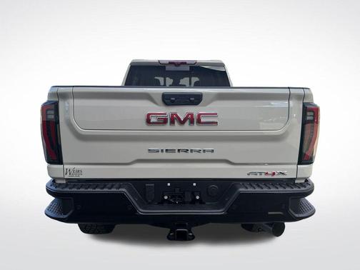 Dune 2026 GMC Sierra 2500 AT4X