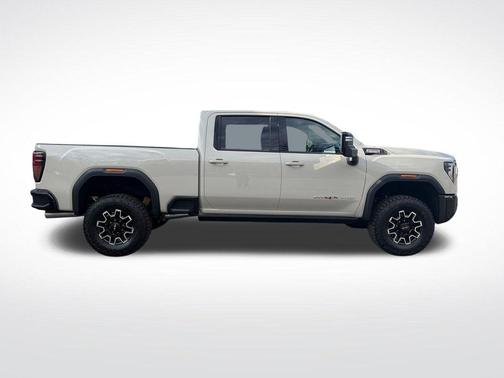Dune 2026 GMC Sierra 2500 AT4X