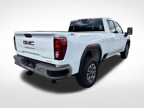 Summit White 2026 GMC Sierra 3500 SLE