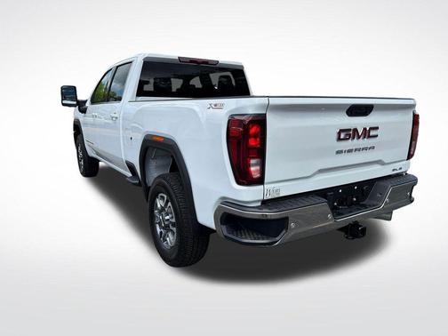 Summit White 2026 GMC Sierra 3500 SLE