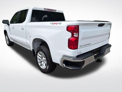 Summit White 2023 Chevrolet Silverado 1500 LT