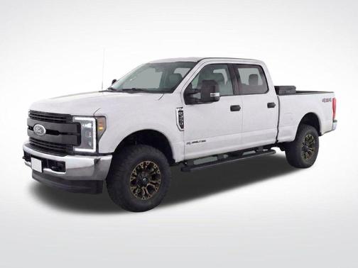 Oxford White 2018 Ford F-250 XLT