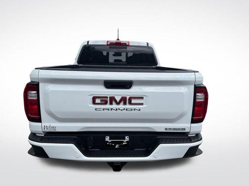 Summit White 2026 GMC Canyon Elevation