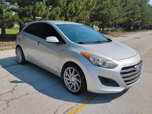 2016 Hyundai Elantra GT Base