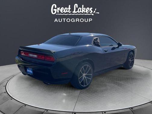 Blackberry Pearlcoat 2011 Dodge Challenger Base