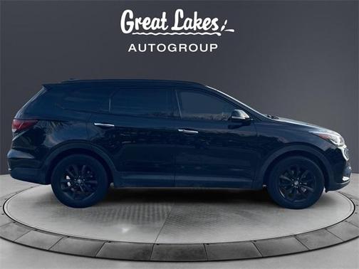 2017 Hyundai SANTA FE SE