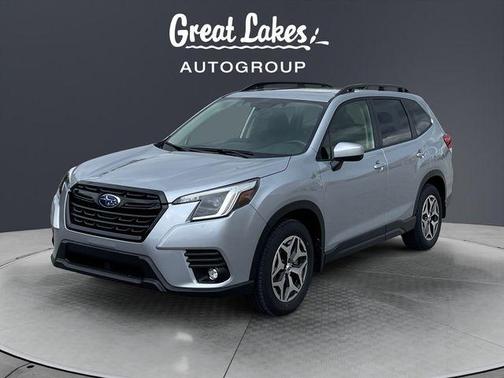 Ice Silver Metallic 2024 Subaru Forester Premium