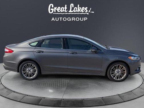 Ingot Silver Metallic 2014 Ford Fusion SE