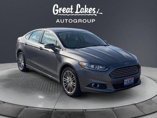 Ingot Silver Metallic 2014 Ford Fusion SE