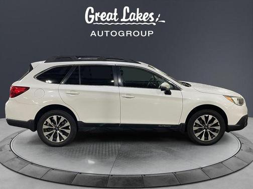 Crystal White Pearl 2016 Subaru Outback 2.5i Limited
