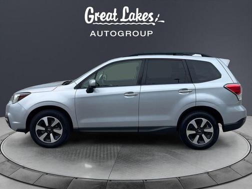 Ice Silver Metallic 2018 Subaru Forester 2.5i Premium