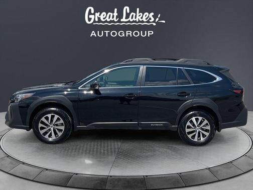 Crystal Black Silica 2025 Subaru Outback Premium
