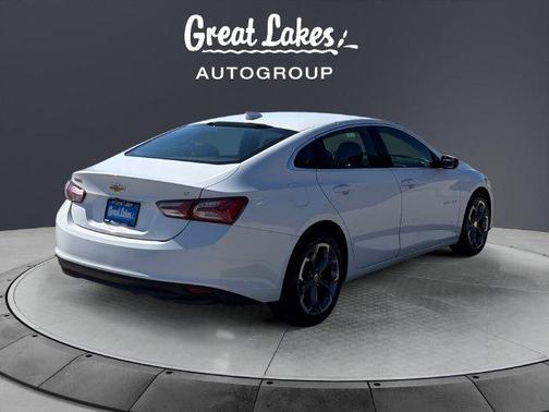 Summit White 2021 Chevrolet Malibu LT