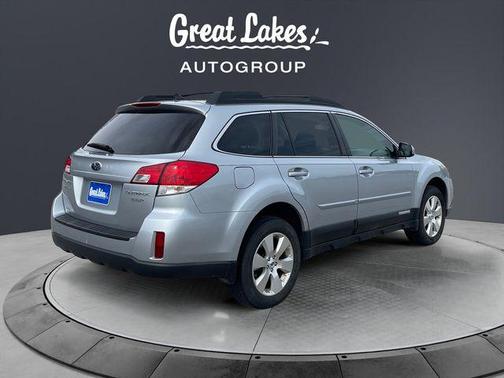 Ice Silver Metallic 2012 Subaru Outback 3.6R Limited