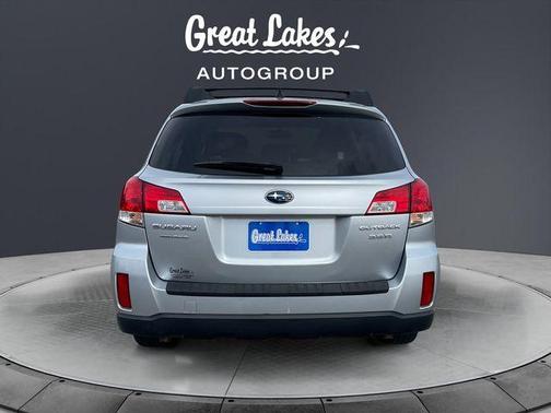 Ice Silver Metallic 2012 Subaru Outback 3.6R Limited