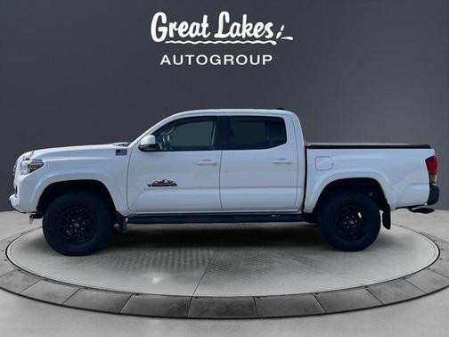 Super White 2020 Toyota Tacoma SR5