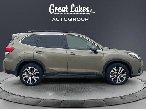 Autumn Green Metallic 2023 Subaru Forester Limited