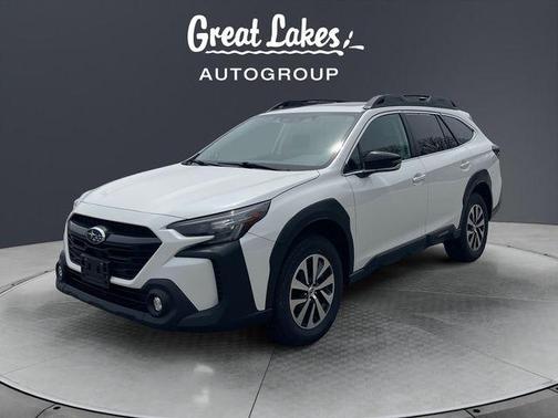 Crystal White Pearl 2024 Subaru Outback Premium