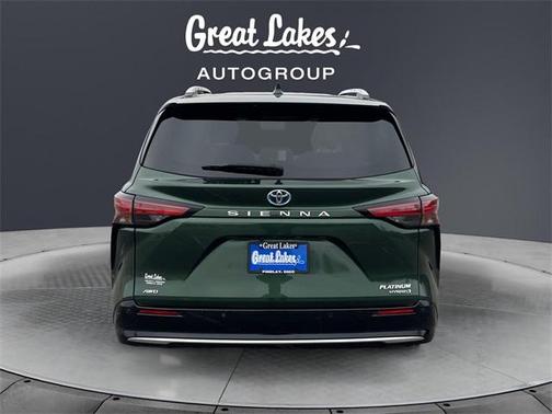 2021 Toyota Sienna 