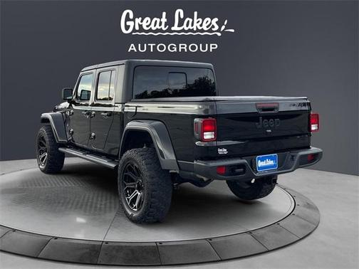 2021 Jeep Gladiator Sport