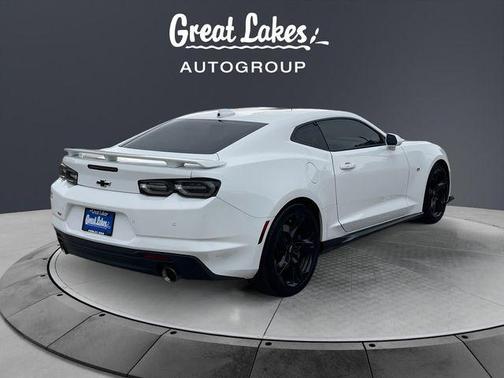 Summit White 2022 Chevrolet Camaro 2SS