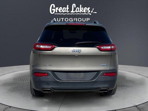 Light Brownstone Pearlcoat 2016 Jeep Cherokee Latitude