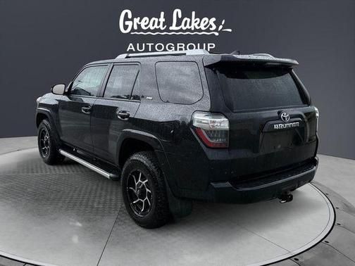 Midnight Black Metallic 2017 Toyota 4Runner SR5 Premium