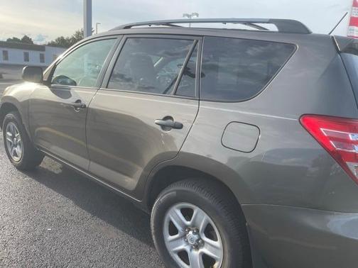 2009 Toyota RAV4 Base