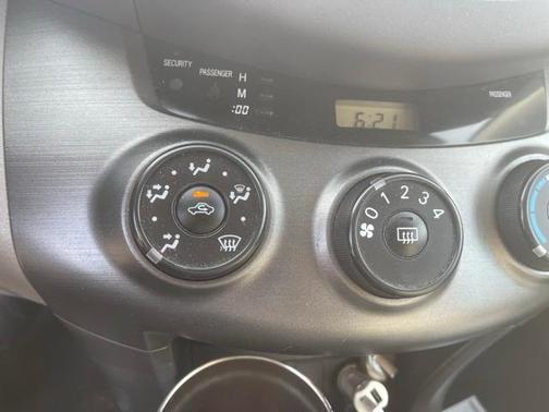 2009 Toyota RAV4 Base