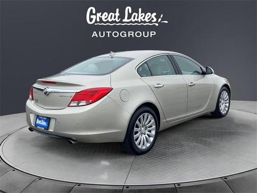 2013 Buick Regal Premium 1