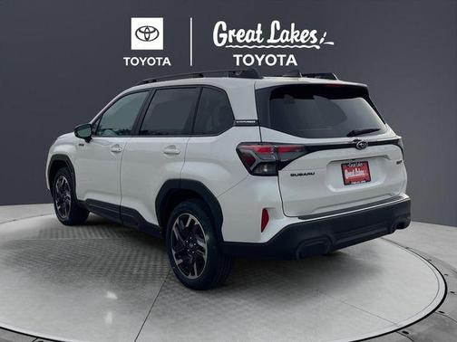 Crystal White Pearl 2026 Subaru Forester Limited