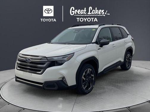 Crystal White Pearl 2026 Subaru Forester Limited