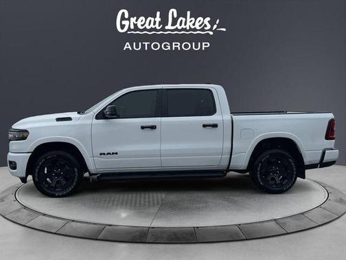 Bright White Clearcoat 2025 RAM 1500 Big Horn/Lone Star
